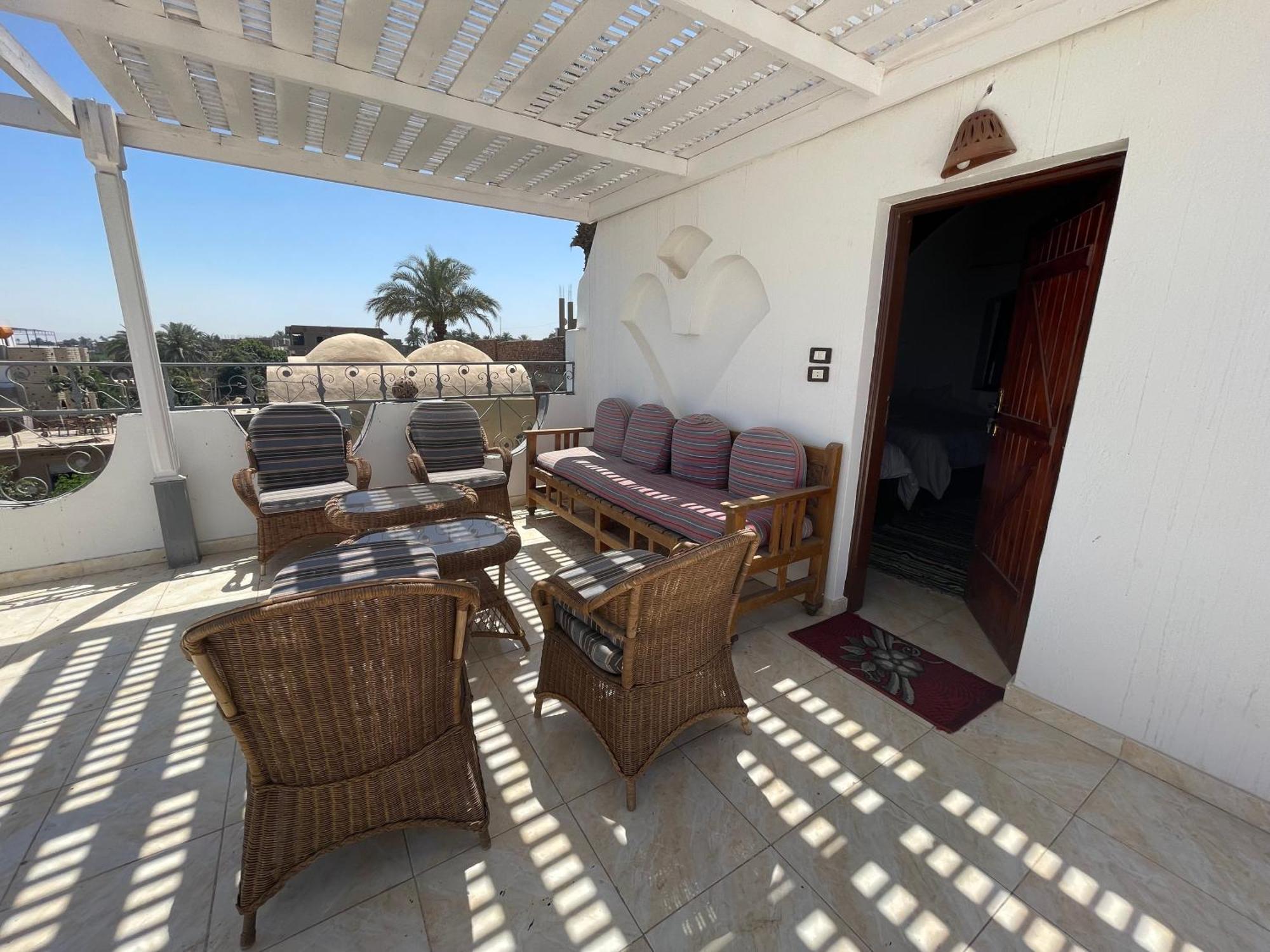 Villa Giulio Luxor Guest House Ngoại thất bức ảnh