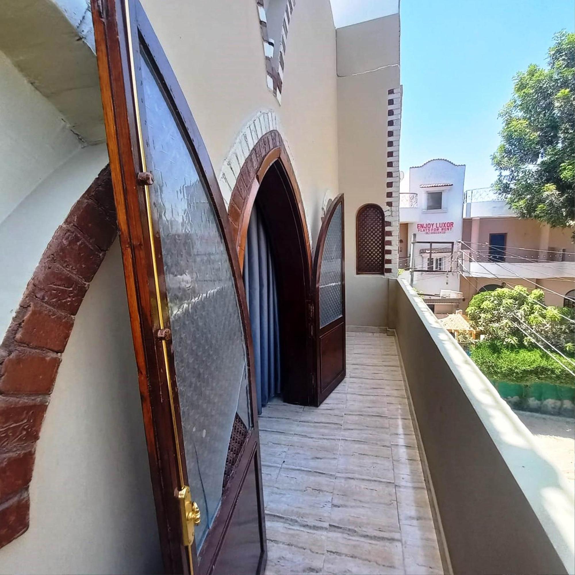 Villa Giulio Luxor Guest House Ngoại thất bức ảnh