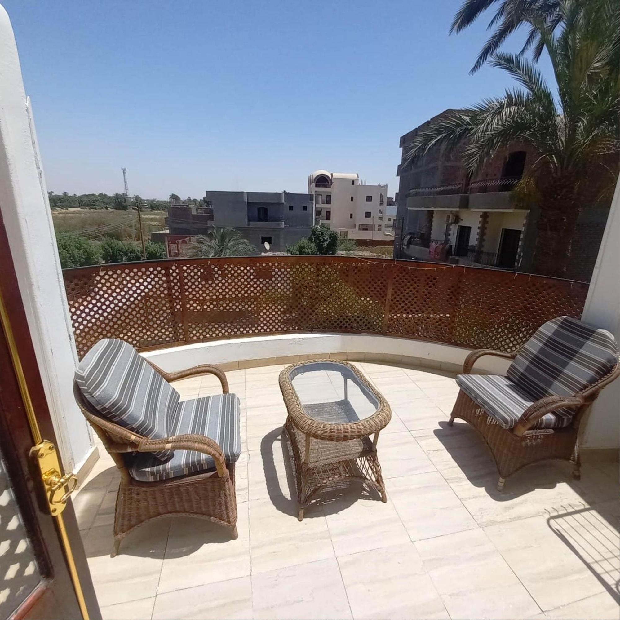 Villa Giulio Luxor Guest House Ngoại thất bức ảnh