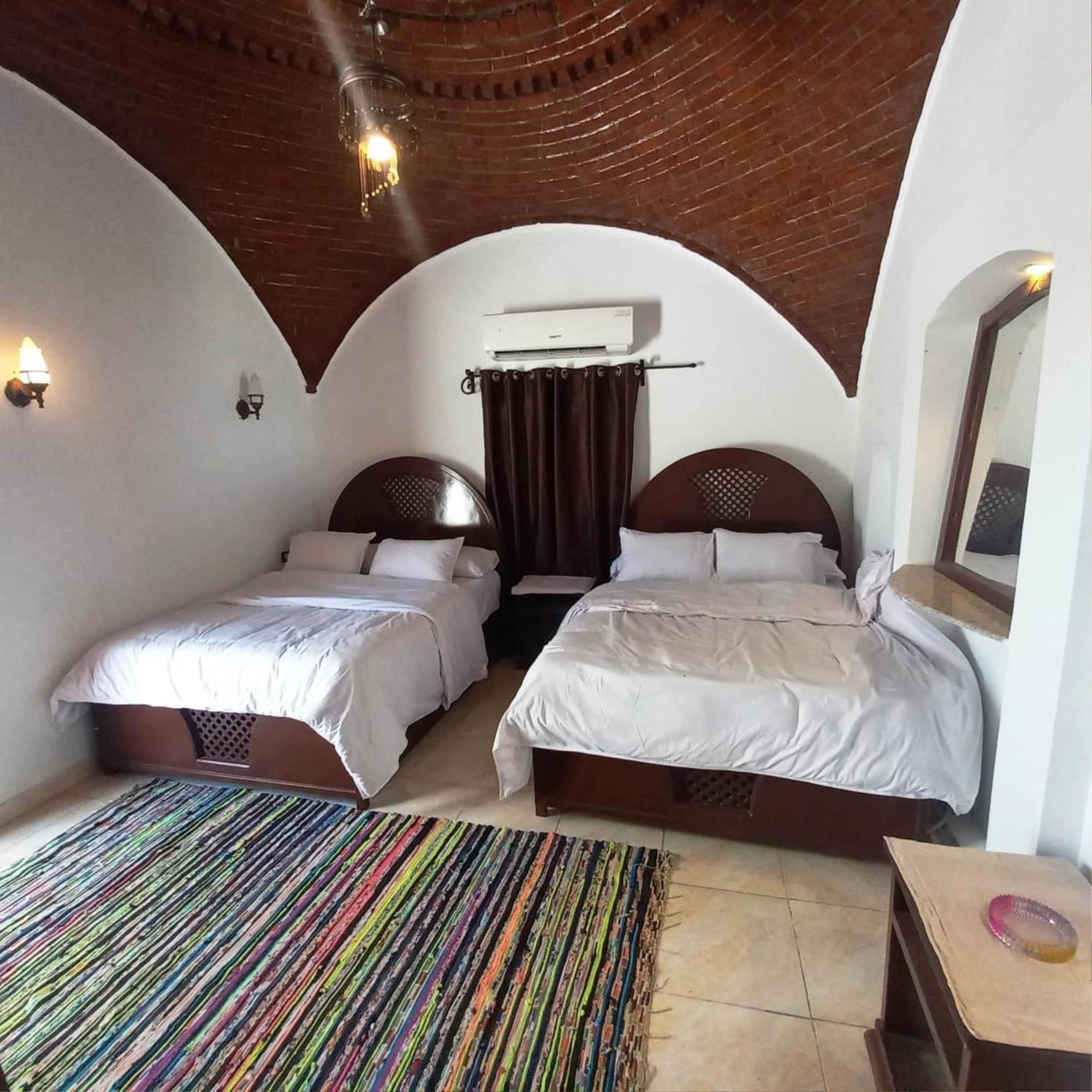 Villa Giulio Luxor Guest House Ngoại thất bức ảnh