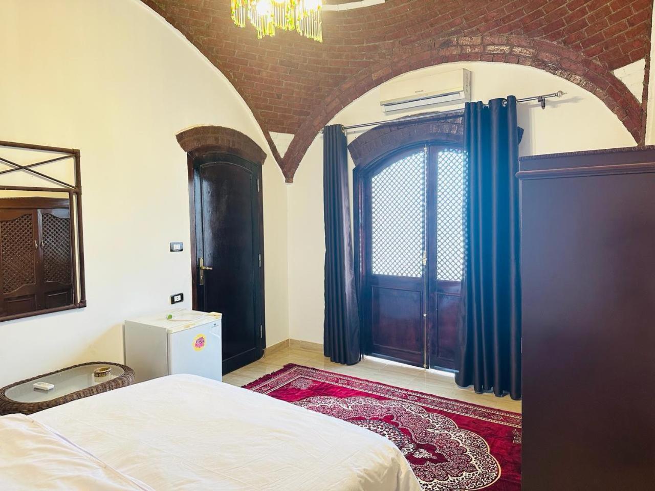 Villa Giulio Luxor Guest House Ngoại thất bức ảnh